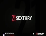 21 SEXTURY – Best Kissing COMPILATION With Gorgeous Babes!