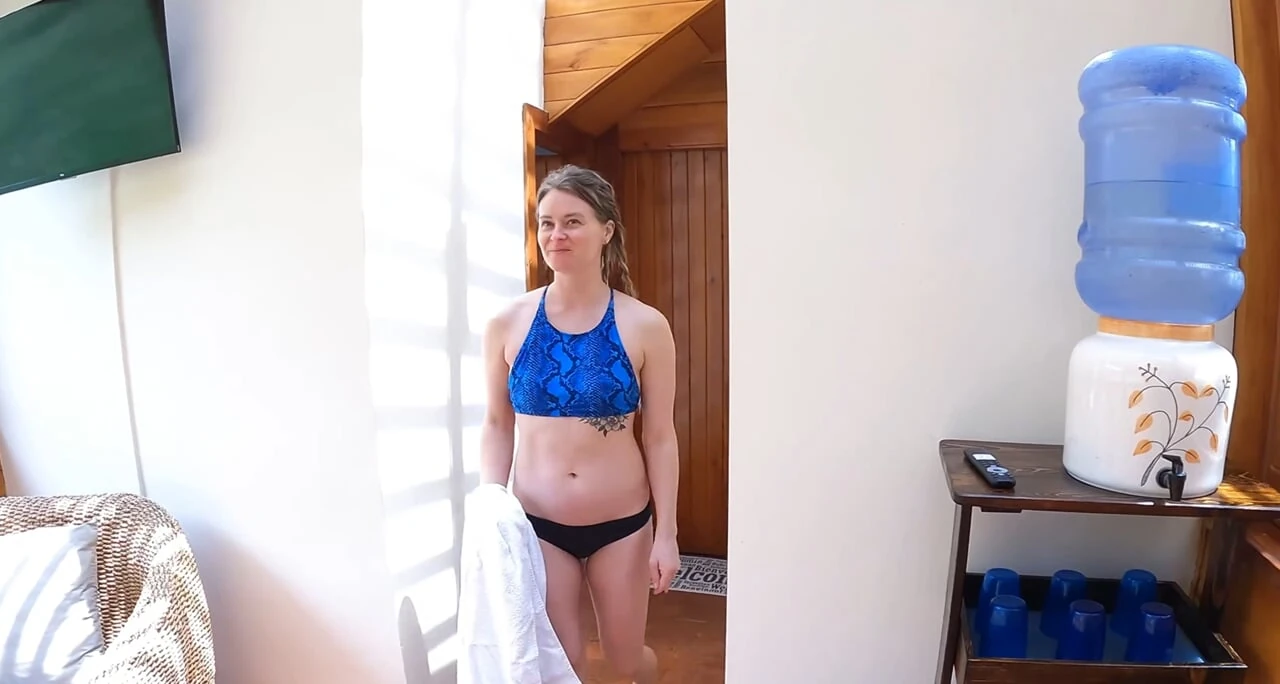 Hot blondie sucking stranger dick – Sauna Shoot