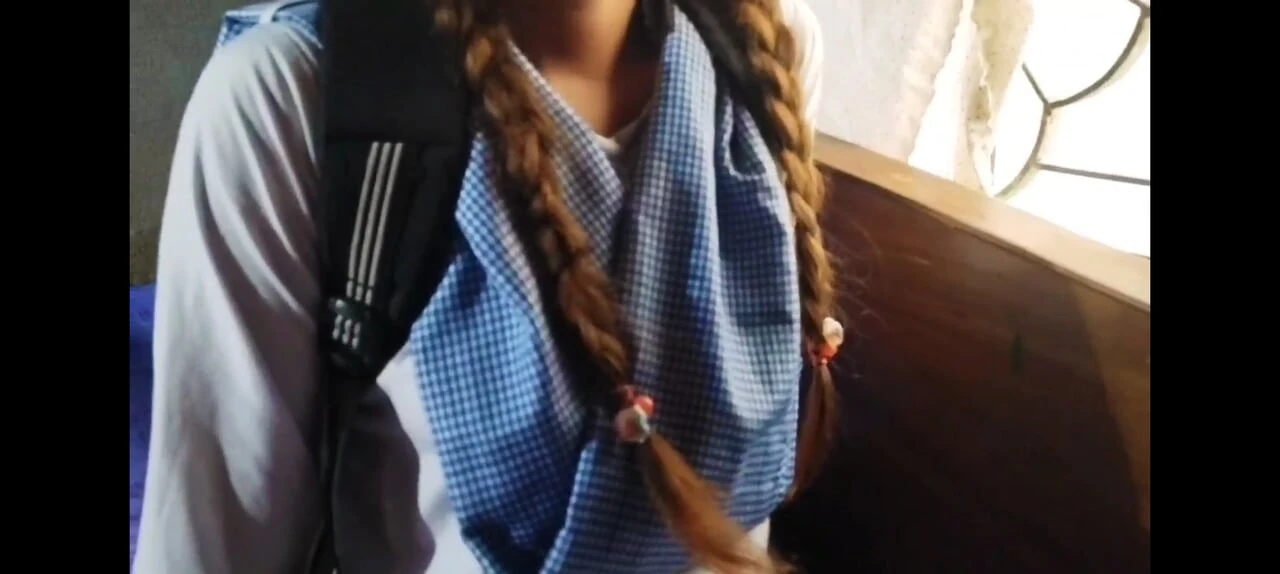 Indian school girls new viral MMS, BF leaked his gf video.