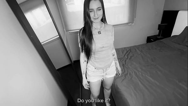 My horny brunette girlfriend wanted to feel all her pussy pounded.