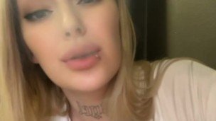 White Girl SMOKING video – @OgYennefer