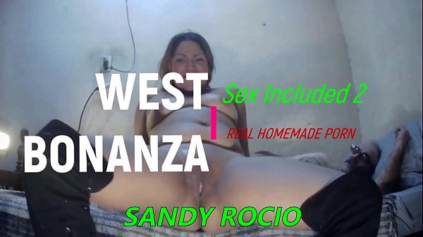 SANDY’S DILDO PLEASURE – Making Herself Cum With Dildo
