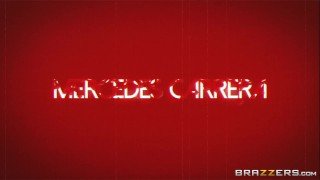 VAMPIRELLA A XXX PARODY – Brazzers